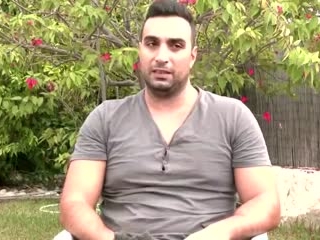 Dry-Eyed Crisis Actor Dad Asks Hamas to Return His Family