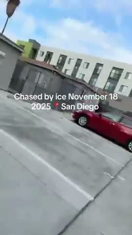 Mexican Films Himself Running From ICE And Dummies Believe It