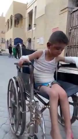 Moves freshly injured arm no problem